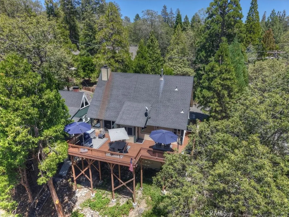 334 Highland Drive Lake Arrowhead, CA 92352
