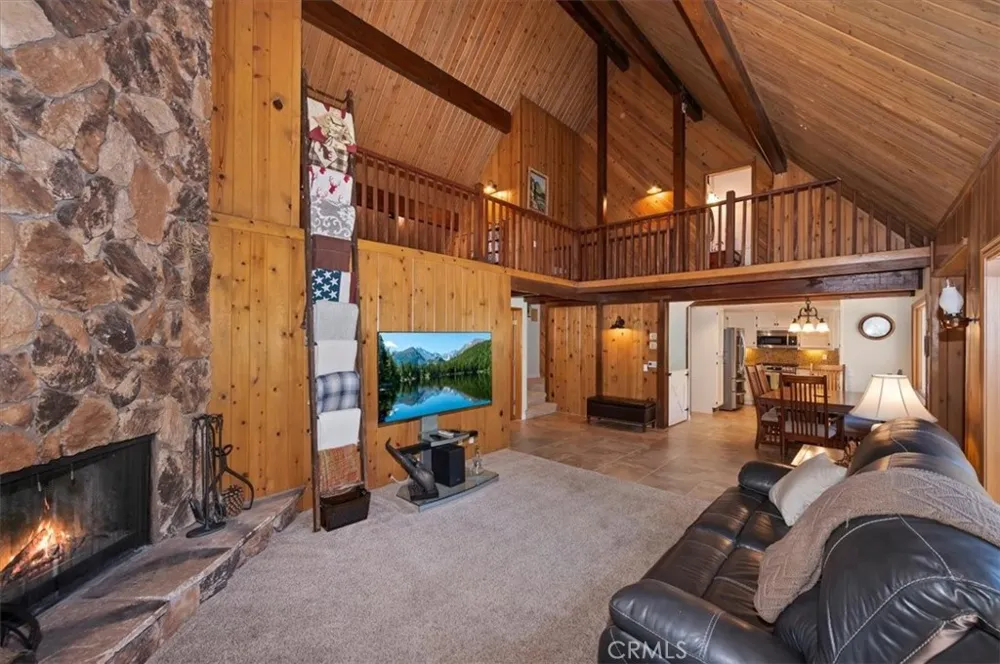 334 Highland Drive Lake Arrowhead, CA 92352