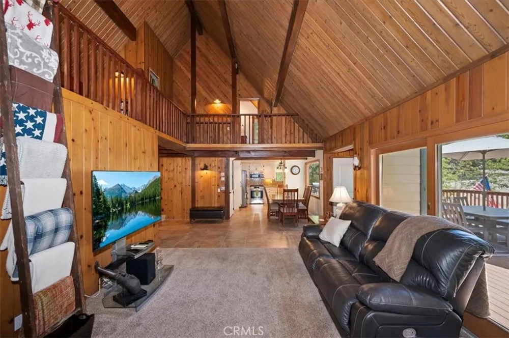 334 Highland Drive Lake Arrowhead, CA 92352