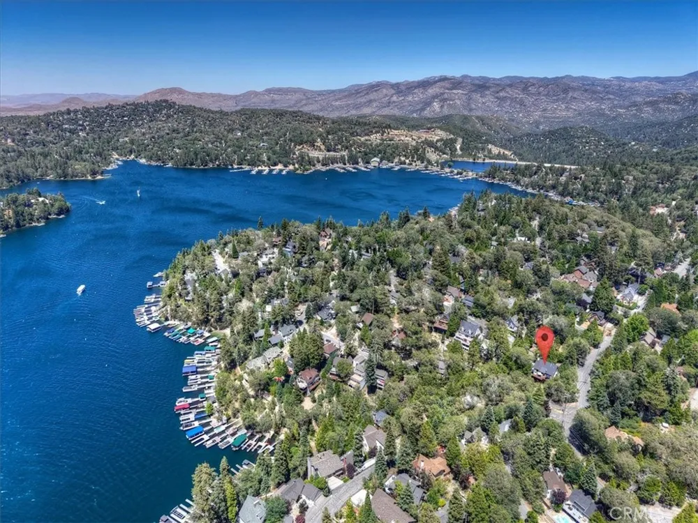 334 Highland Drive Lake Arrowhead, CA 92352