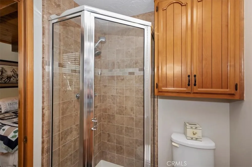 334 Highland Drive Lake Arrowhead, CA 92352