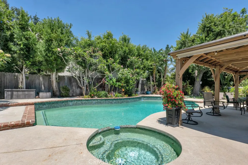 13600 Norris Avenue Sylmar, CA 91342
