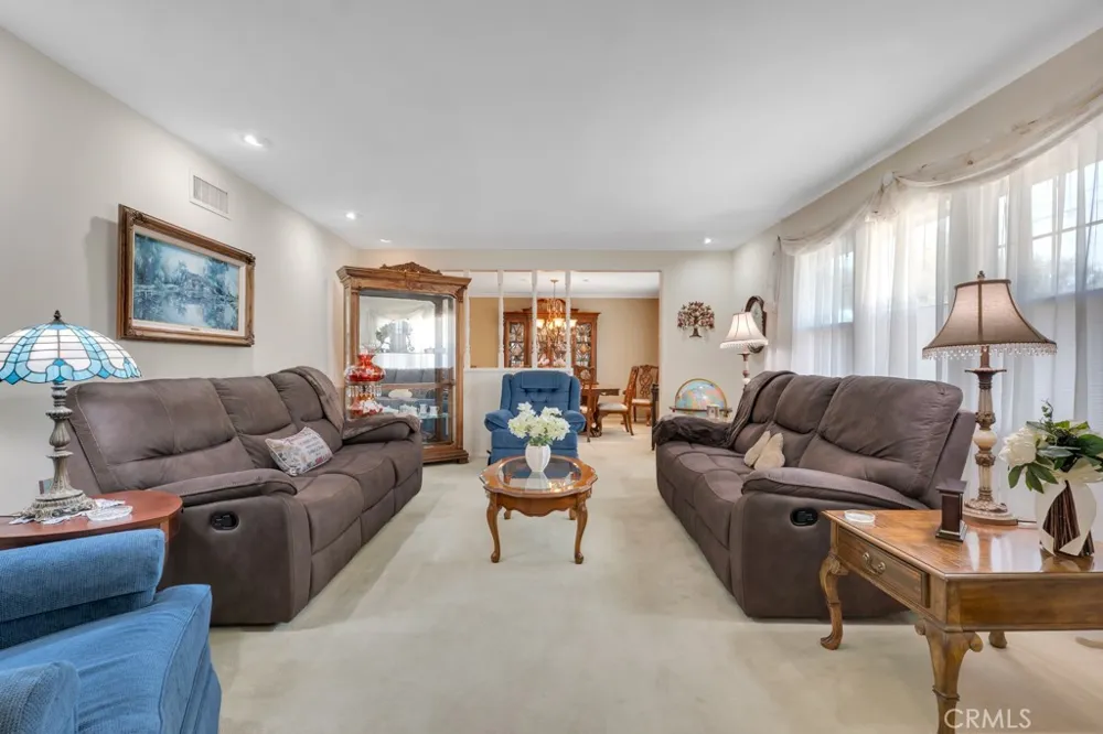 13600 Norris Avenue Sylmar, CA 91342