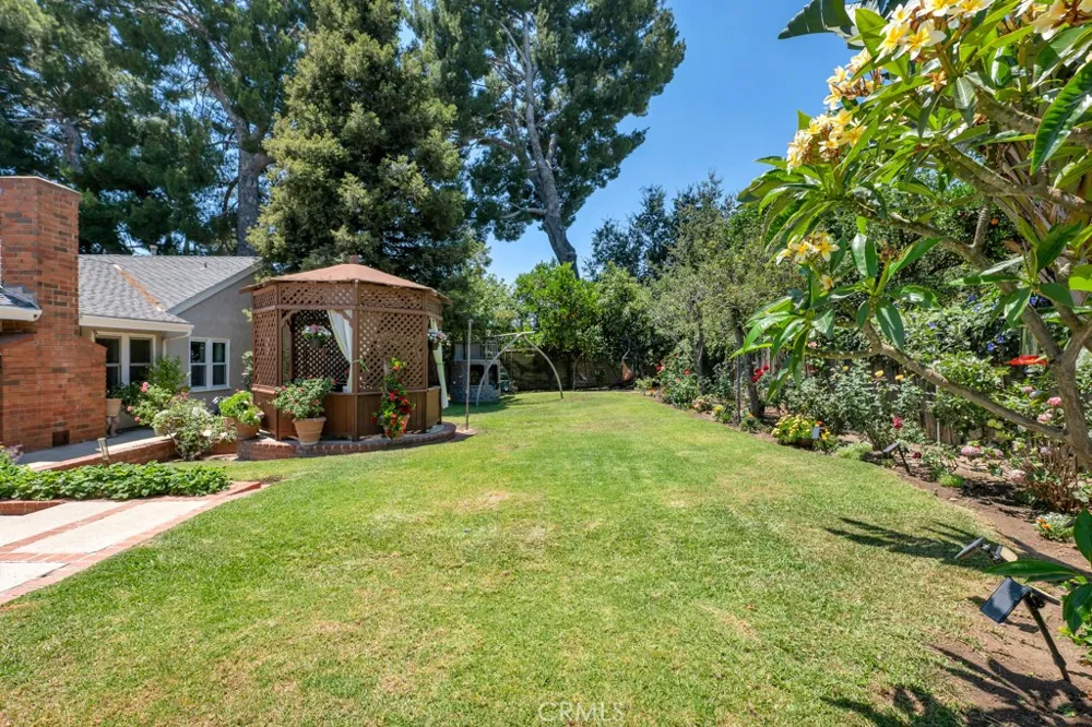 13600 Norris Avenue Sylmar, CA 91342