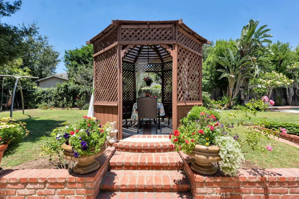 13600 Norris Avenue Sylmar, CA 91342