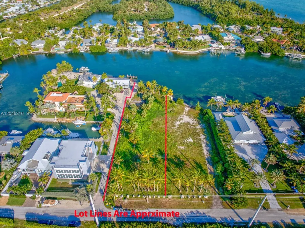 74900 Overseas Hwy Islamorada, FL 33036