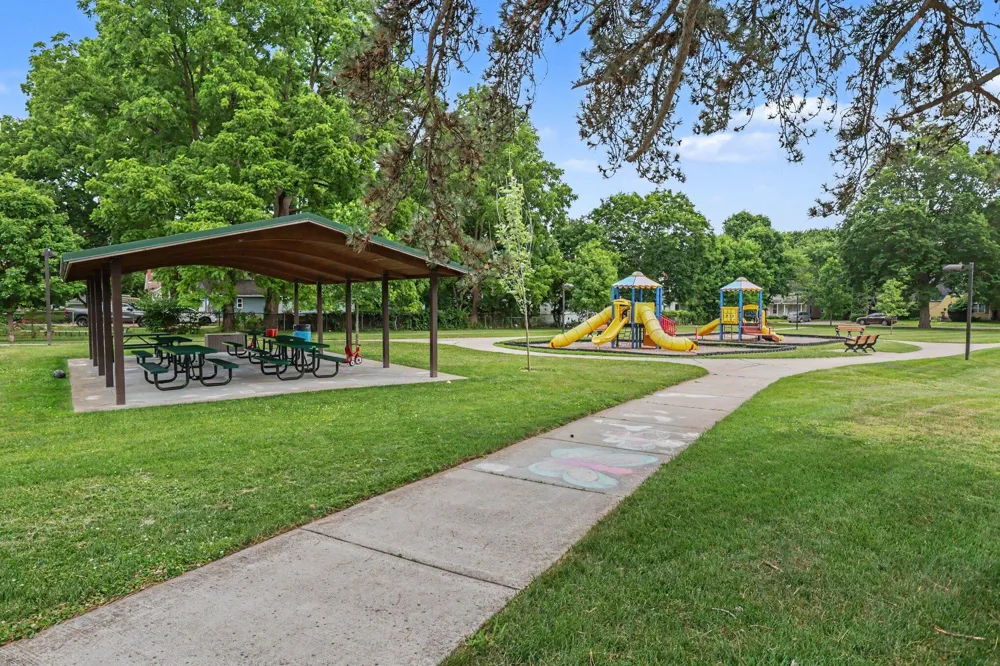 620 W Mansion Street Marshall, MI 49068
