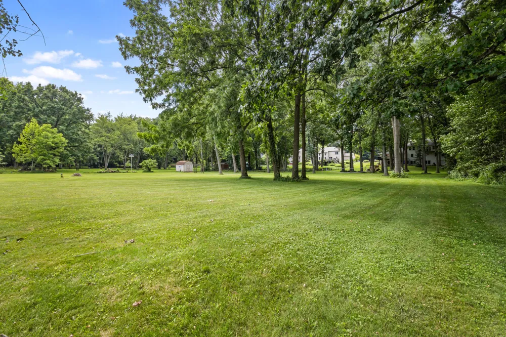 3439 Michael Lane Royalton Township, MI 49085