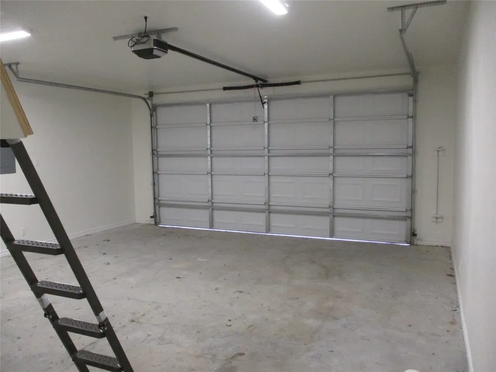 117 Mill Street Emory, TX 75440