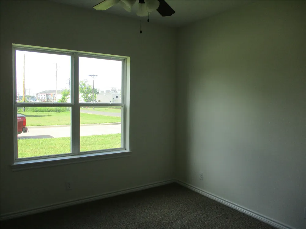 117 Mill Street Emory, TX 75440
