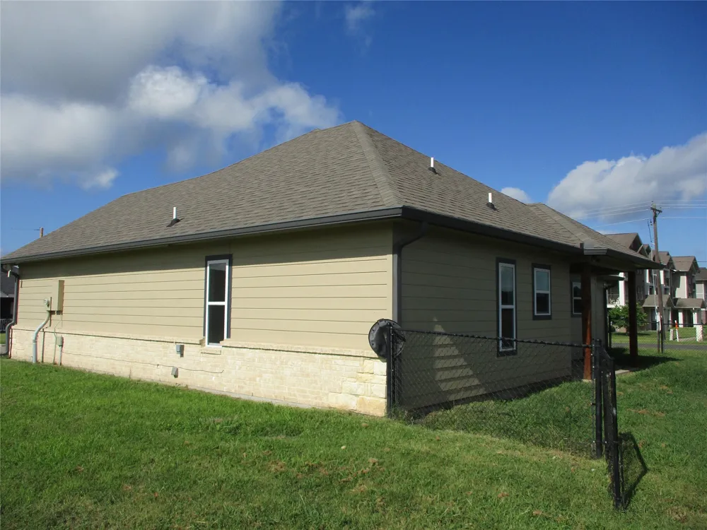 117 Mill Street Emory, TX 75440