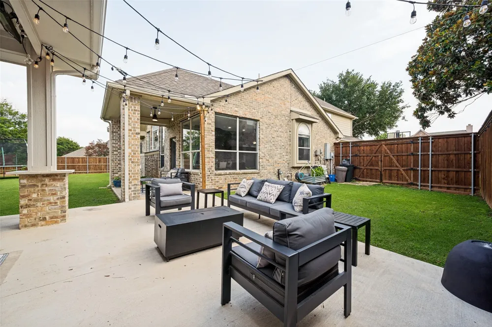 1700 Coyote Ridge Carrollton, TX 75010