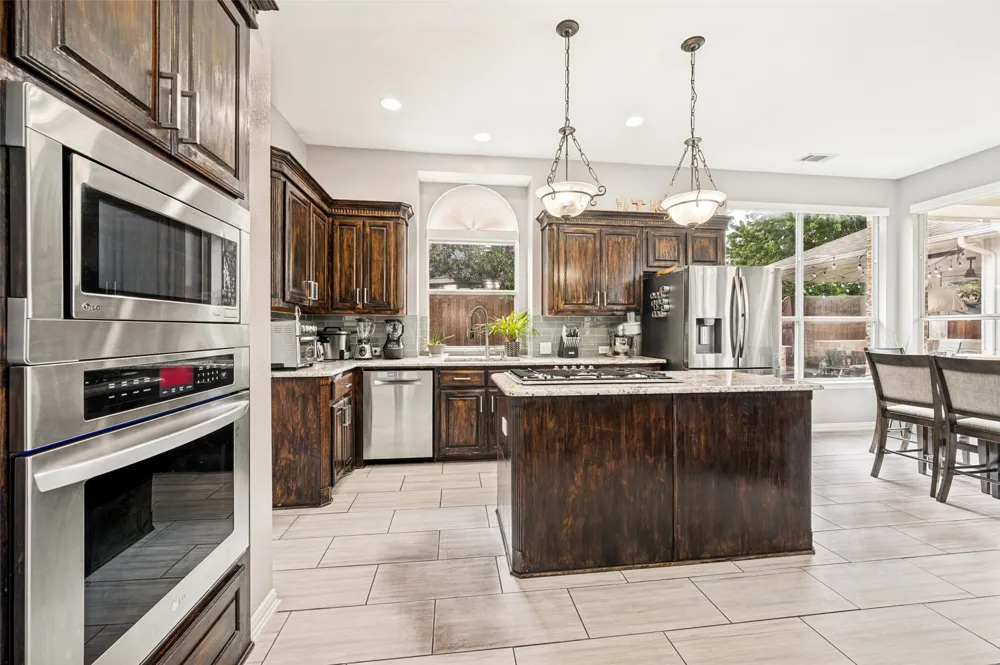 1700 Coyote Ridge Carrollton, TX 75010