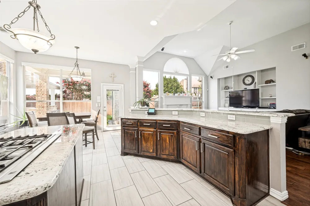 1700 Coyote Ridge Carrollton, TX 75010