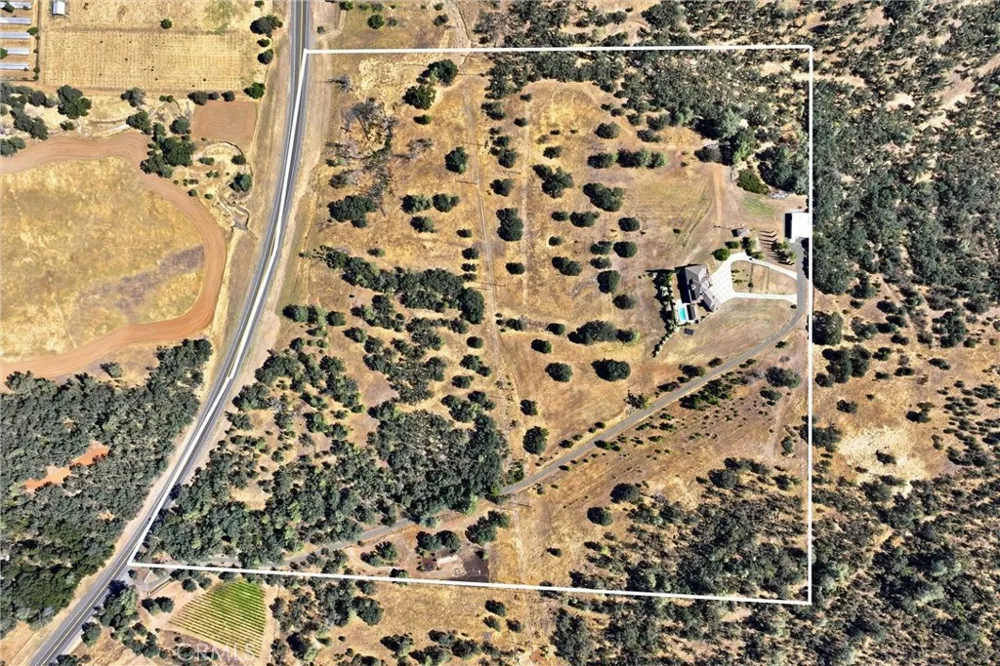 2511 State Highway 53 Clearlake, CA 95422