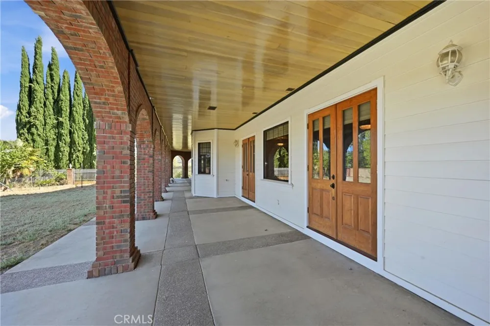 2511 State Highway 53 Clearlake, CA 95422