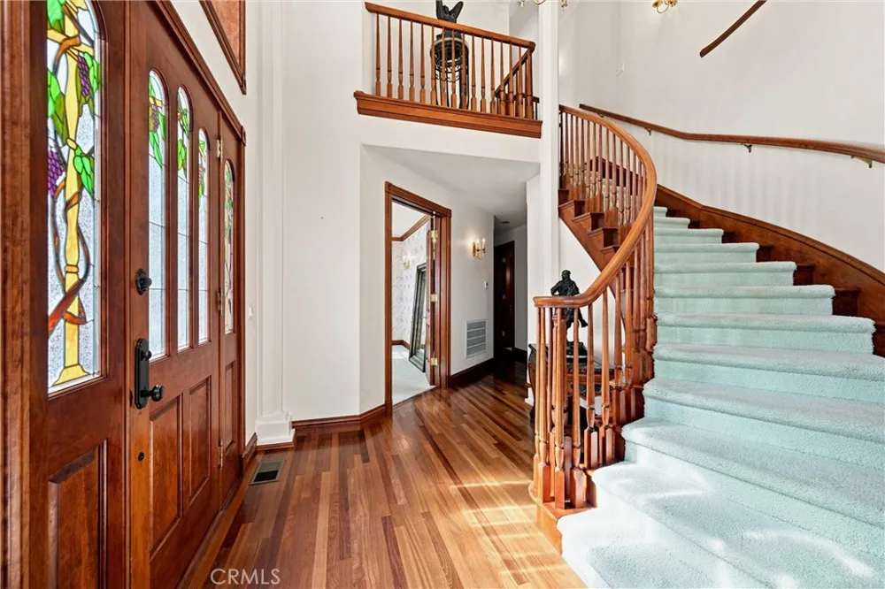 2511 State Highway 53 Clearlake, CA 95422