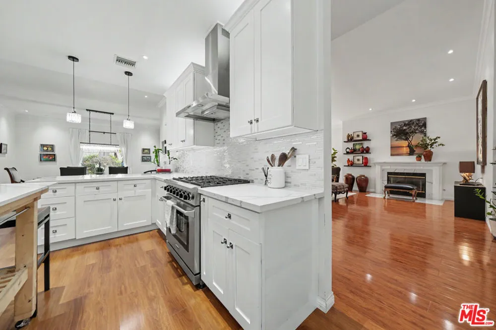 2655 Saxon Drive Los Angeles, CA 90065