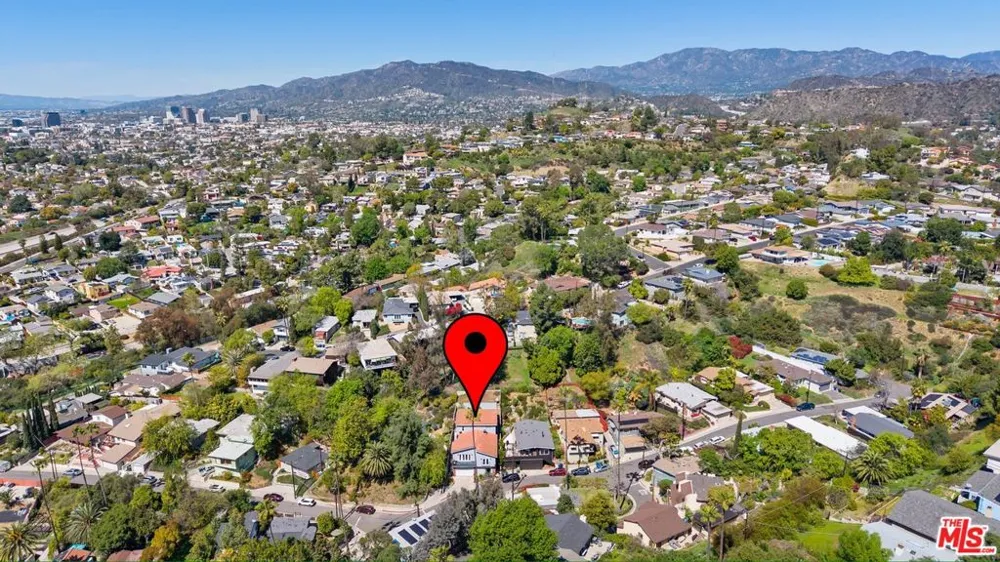 2655 Saxon Drive Los Angeles, CA 90065
