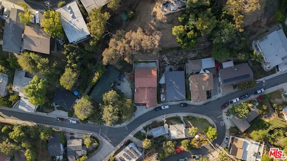 2655 Saxon Drive Los Angeles, CA 90065