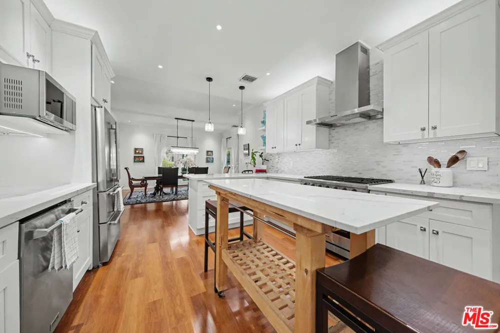 2655 Saxon Drive Los Angeles, CA 90065