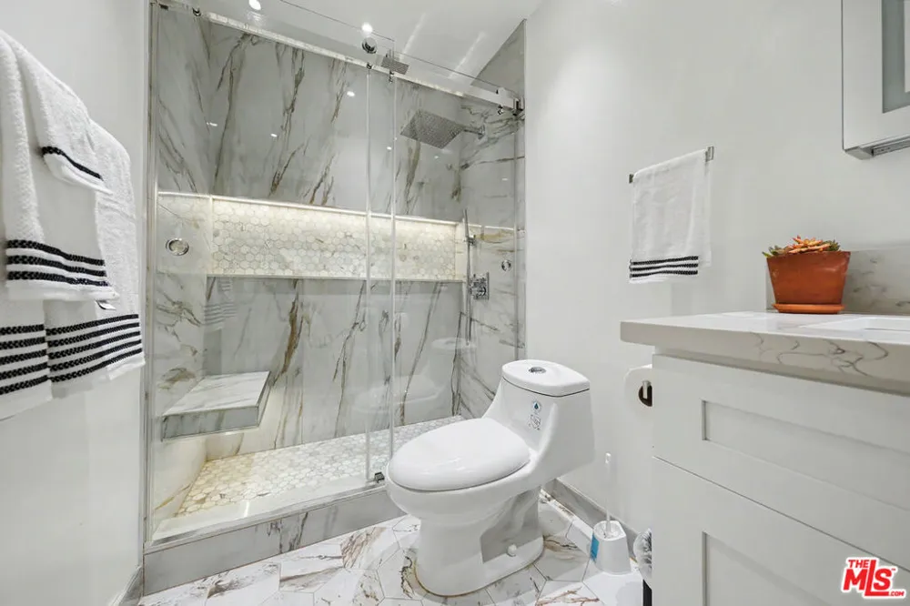 2655 Saxon Drive Los Angeles, CA 90065