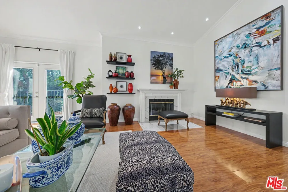2655 Saxon Drive Los Angeles, CA 90065
