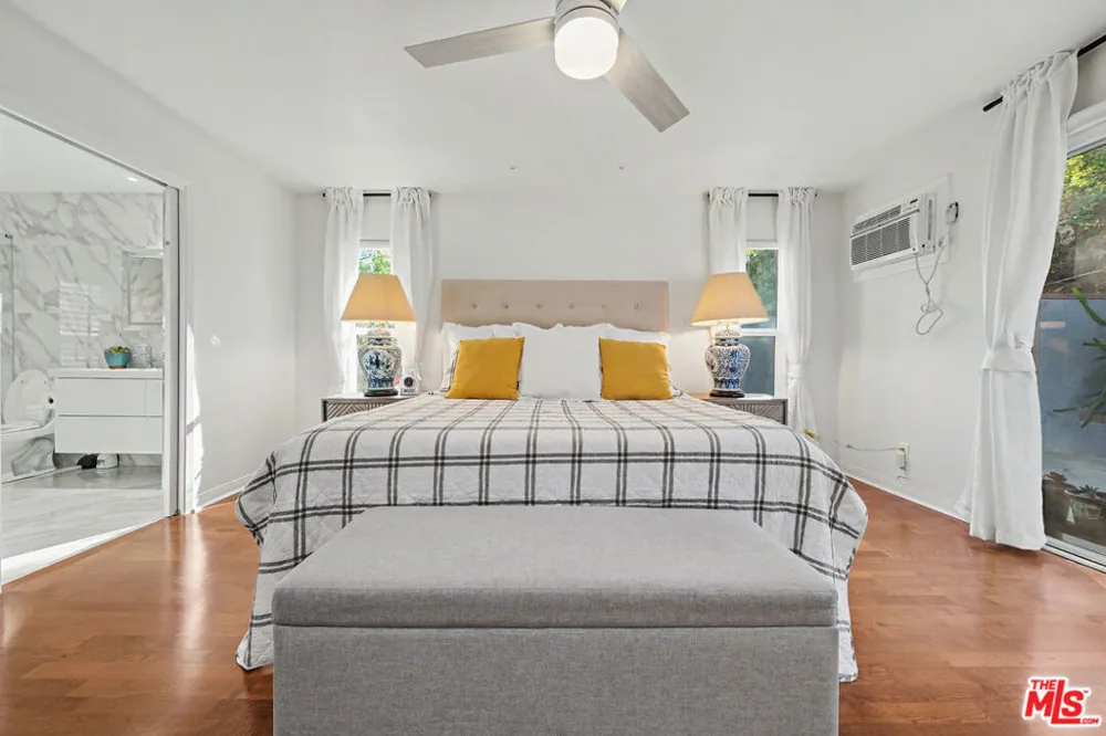 2655 Saxon Drive Los Angeles, CA 90065