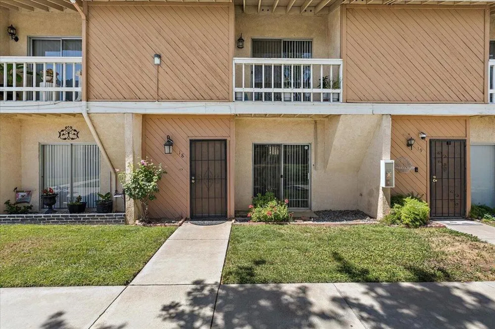 16465 Green Tree Boulevard #18 Victorville, CA 92395