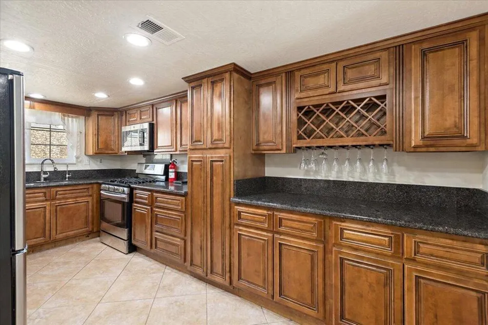 16465 Green Tree Boulevard #18 Victorville, CA 92395