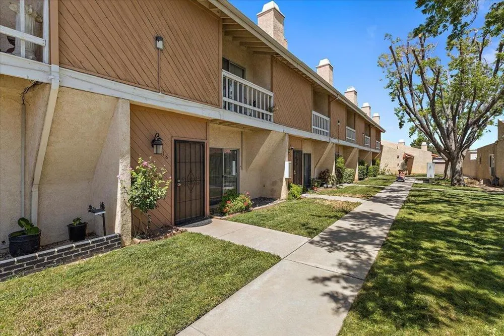 16465 Green Tree Boulevard #18 Victorville, CA 92395