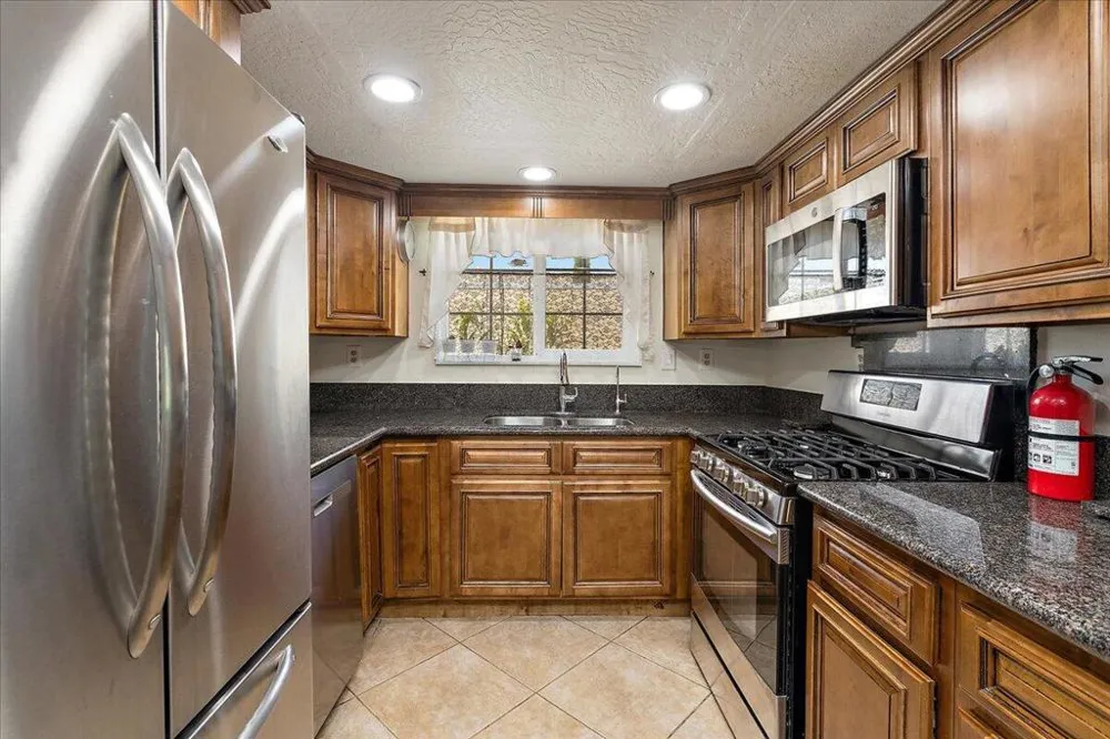 16465 Green Tree Boulevard #18 Victorville, CA 92395