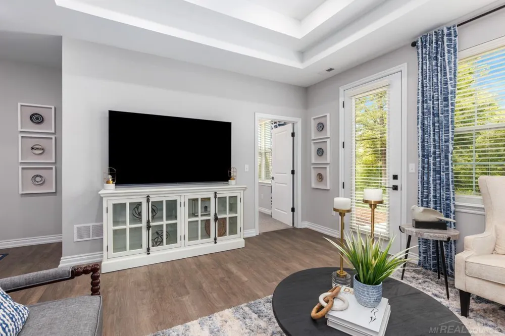 8520 West Valley Drive White Lake Charter Township, MI 48383