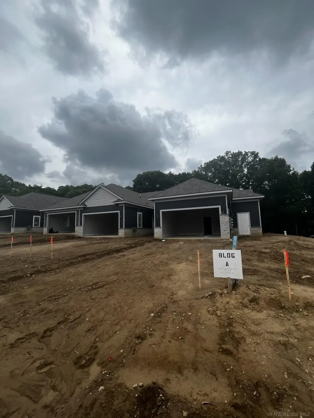8520 West Valley Drive White Lake Charter Township, MI 48383