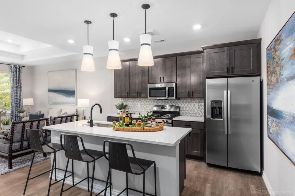 8518 West Valley Drive White Lake Charter Township, MI 48383