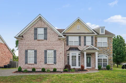1820 Woodland Farms Ct