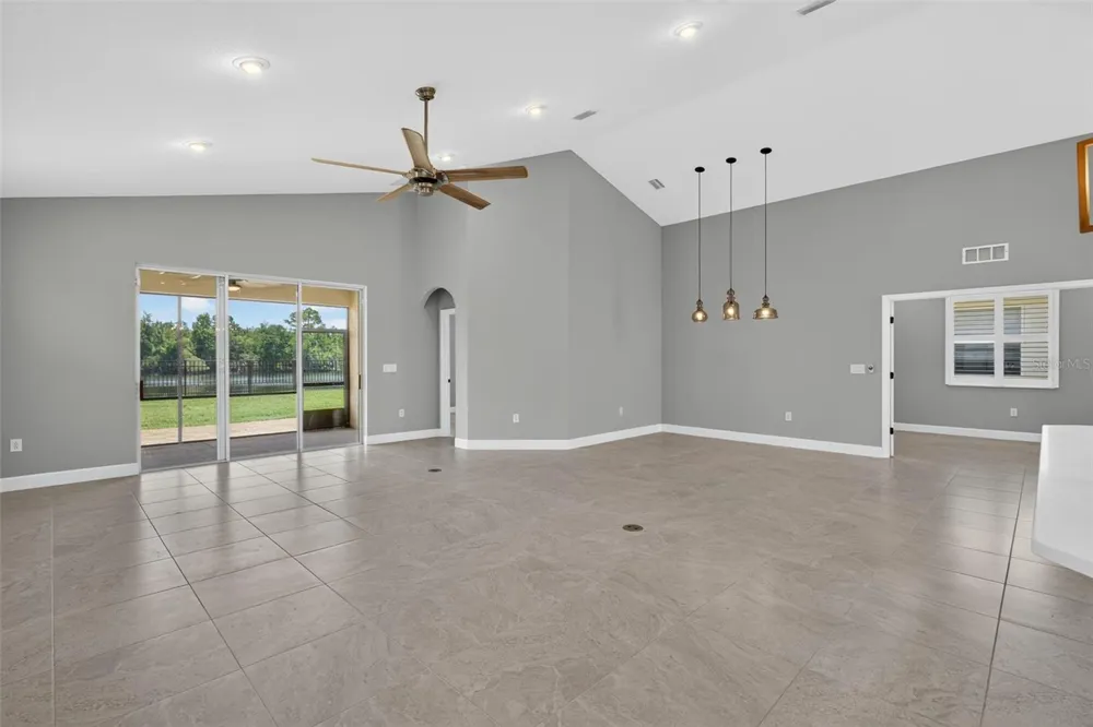 37 LAGOON WAY Palm Coast, FL 32137