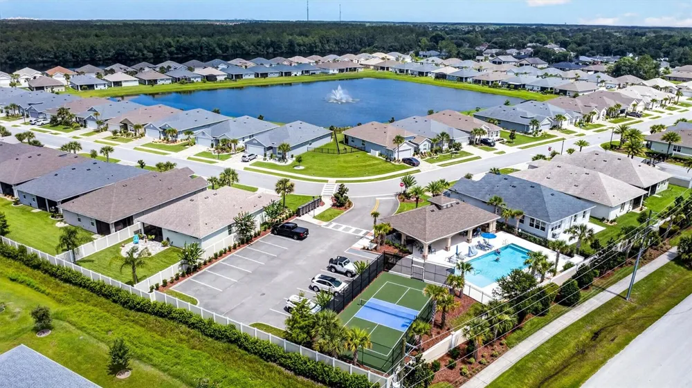 37 LAGOON WAY Palm Coast, FL 32137