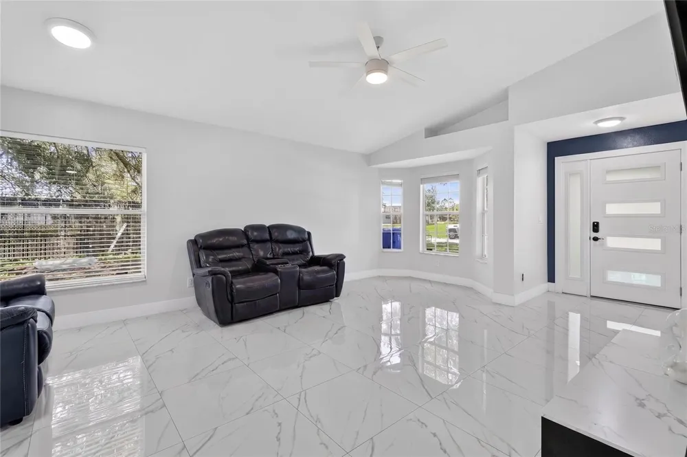 217 E EDWARD STREET Lakeland, FL 33805