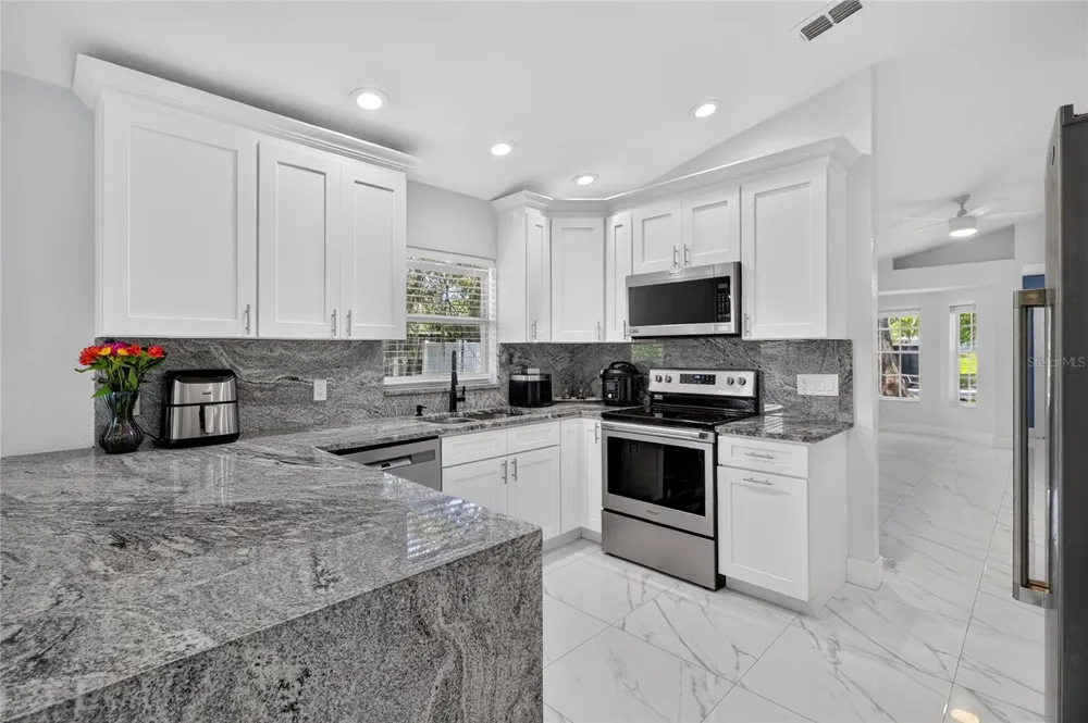 217 E EDWARD STREET Lakeland, FL 33805