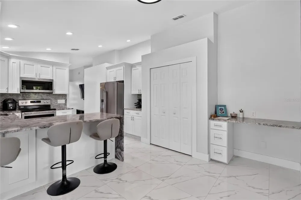 217 E EDWARD STREET Lakeland, FL 33805