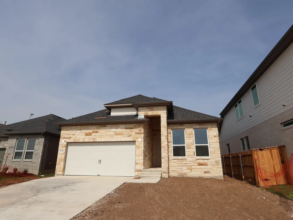 108 Norway Spruce Street Dripping Springs, TX 78620