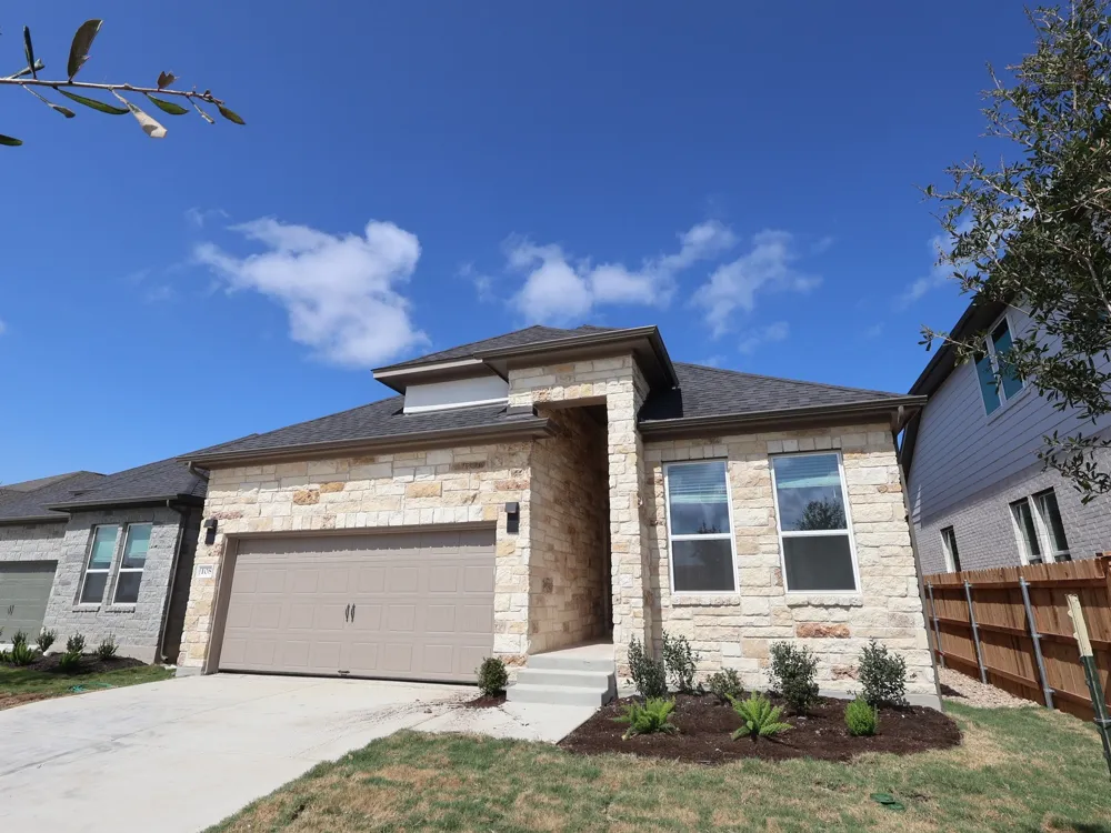 108 Norway Spruce Street Dripping Springs, TX 78620