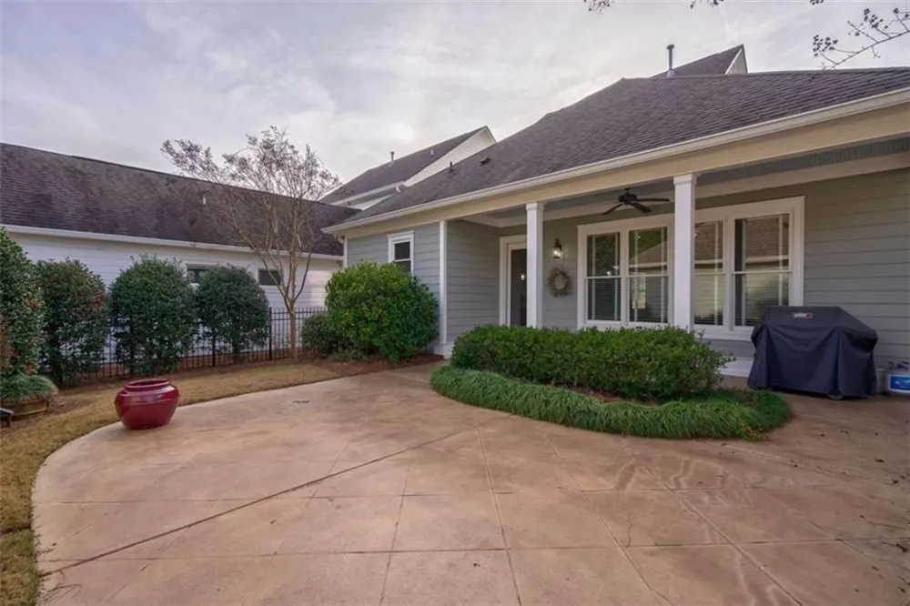 3790 Greenleffe Drive Statham, GA 30666