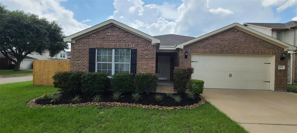 11826 Belle Court Pinehurst, TX 77362