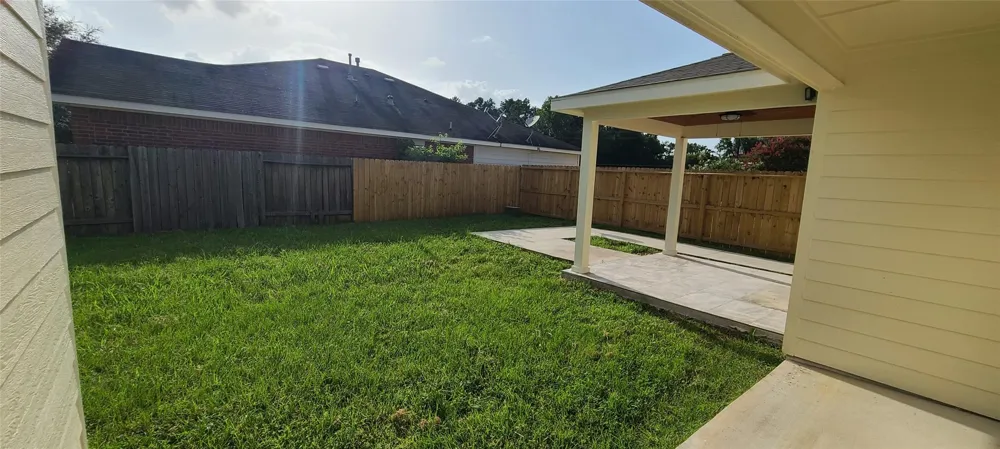 11826 Belle Court Pinehurst, TX 77362