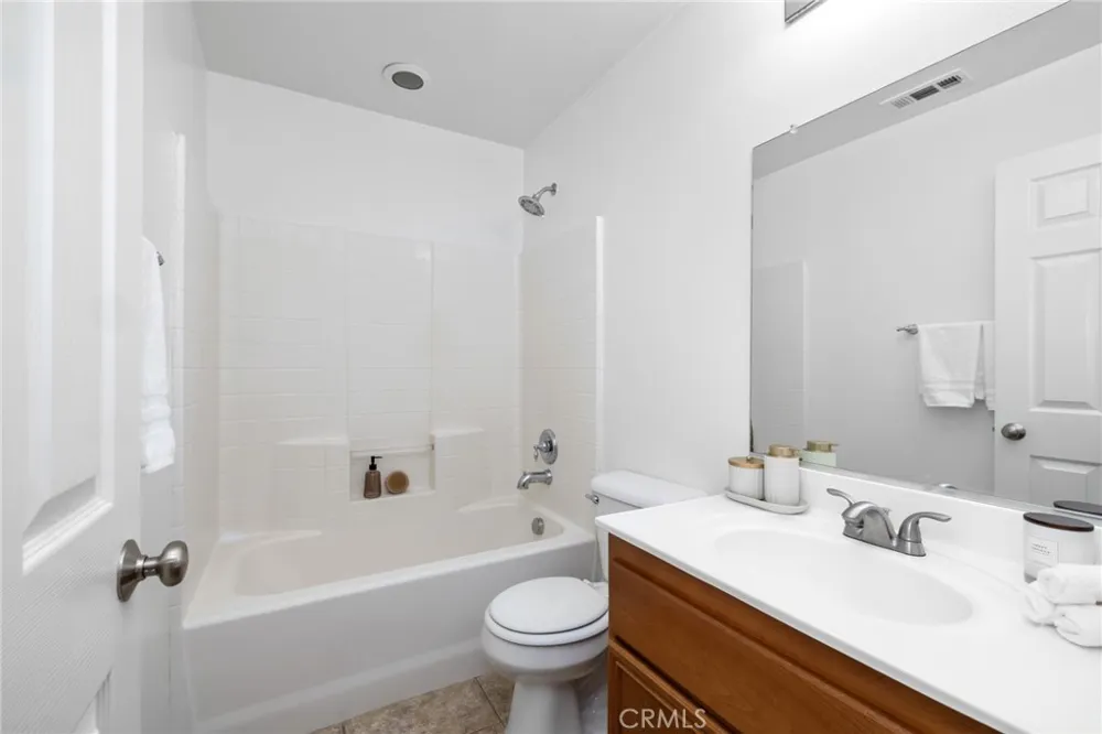 1556 Ledgestone Lane Pomona, CA 91767