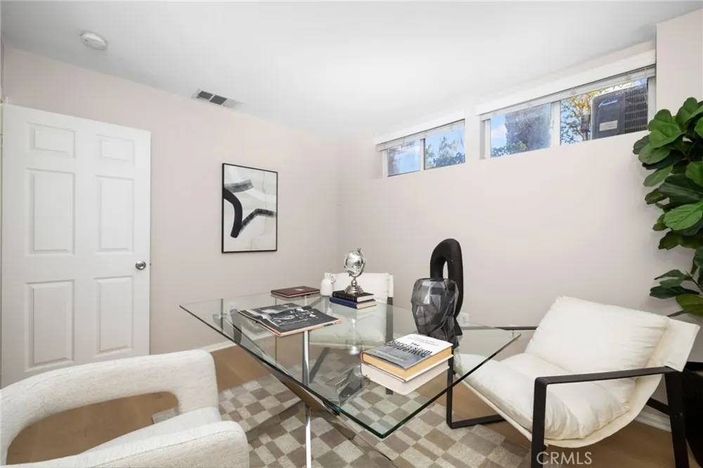 1556 Ledgestone Lane Pomona, CA 91767