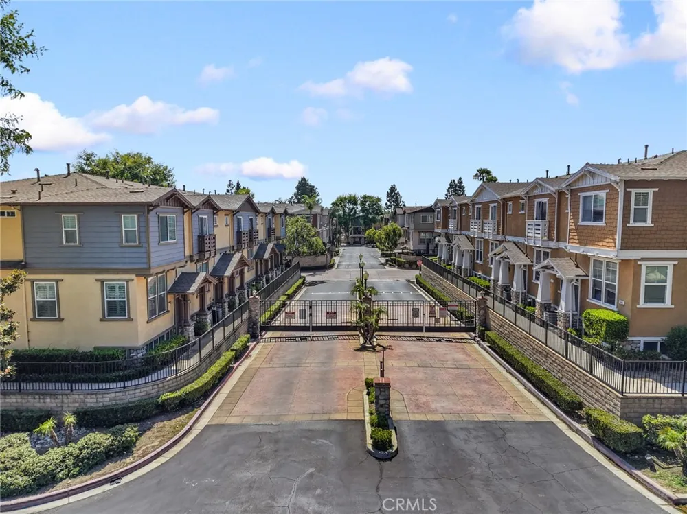 1556 Ledgestone Lane Pomona, CA 91767