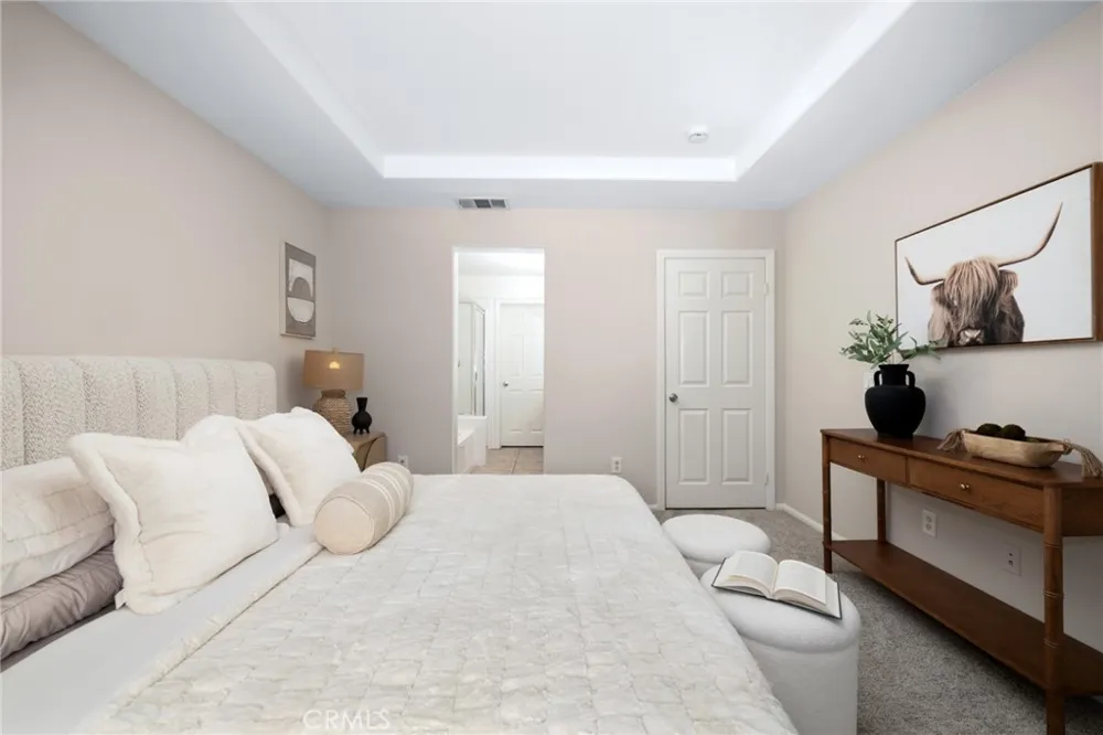 1556 Ledgestone Lane Pomona, CA 91767